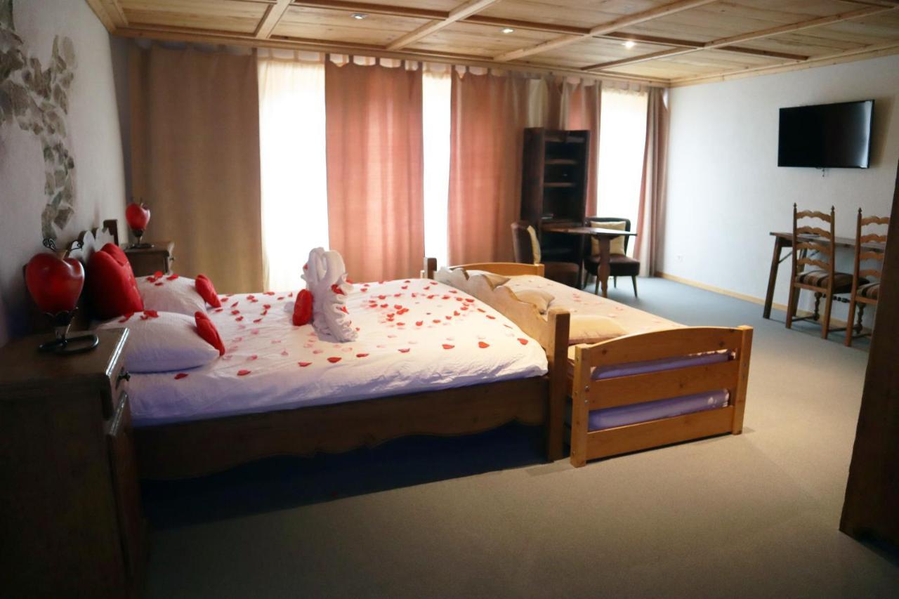 Gruyere Rooms Γκρυγιέρ Εξωτερικό φωτογραφία